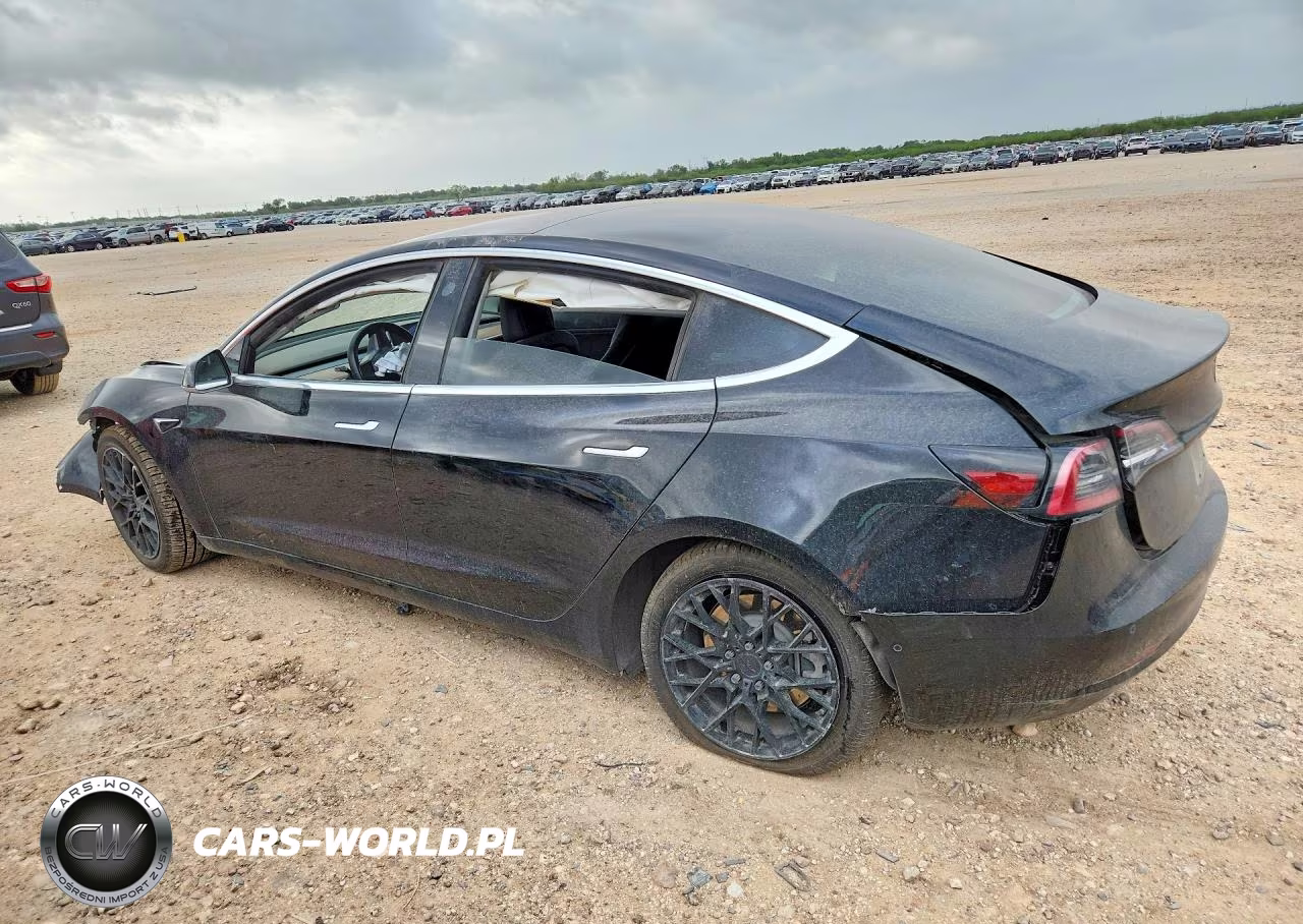 2018 Tesla Model 3 VIN:5YJ3E1EB7JF127412 - 2