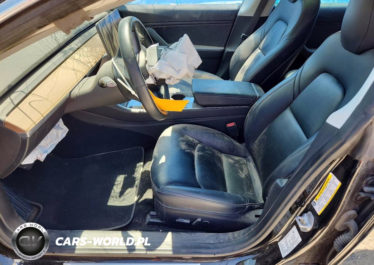 2018 Tesla Model 3 VIN:5YJ3E1EB7JF127412 - 7