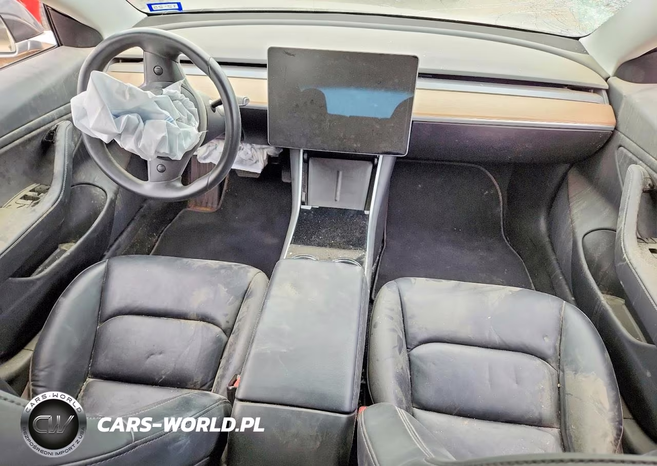 2018 Tesla Model 3 VIN:5YJ3E1EB7JF127412 - 8