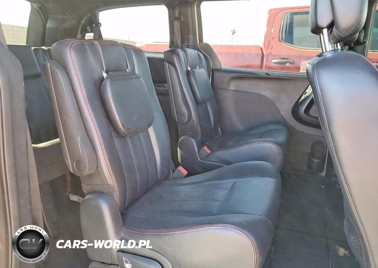 2018 Dodge Grand Caravan Gt VIN:2C4RDGEG0JR282979 - 11