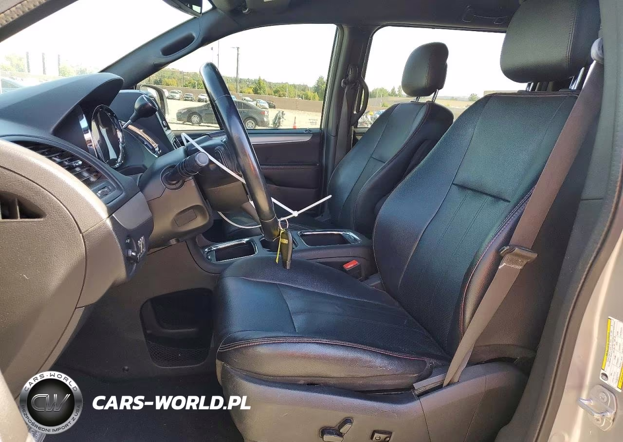 2018 Dodge Grand Caravan Gt VIN:2C4RDGEG0JR282979 - 7
