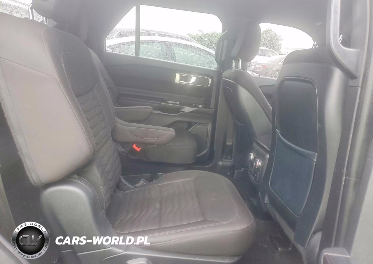 2020 Ford Explorer Xlt VIN:1FMSK8DH9LGA68807 - 11