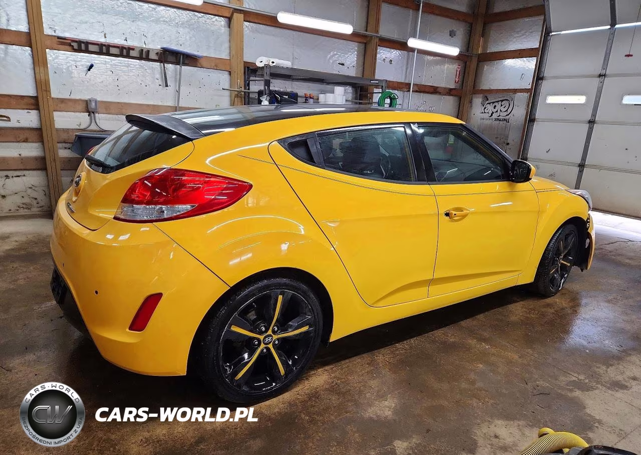 2014 Hyundai Veloster Base VIN:KMHTC6AD9EU196895 - 3
