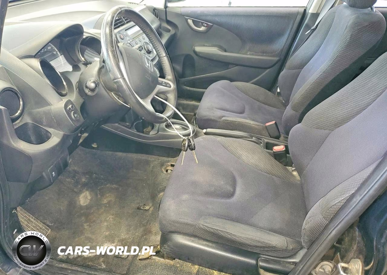 2013 Honda Fit Sport VIN:JHMGE8H59DC049277 - 7