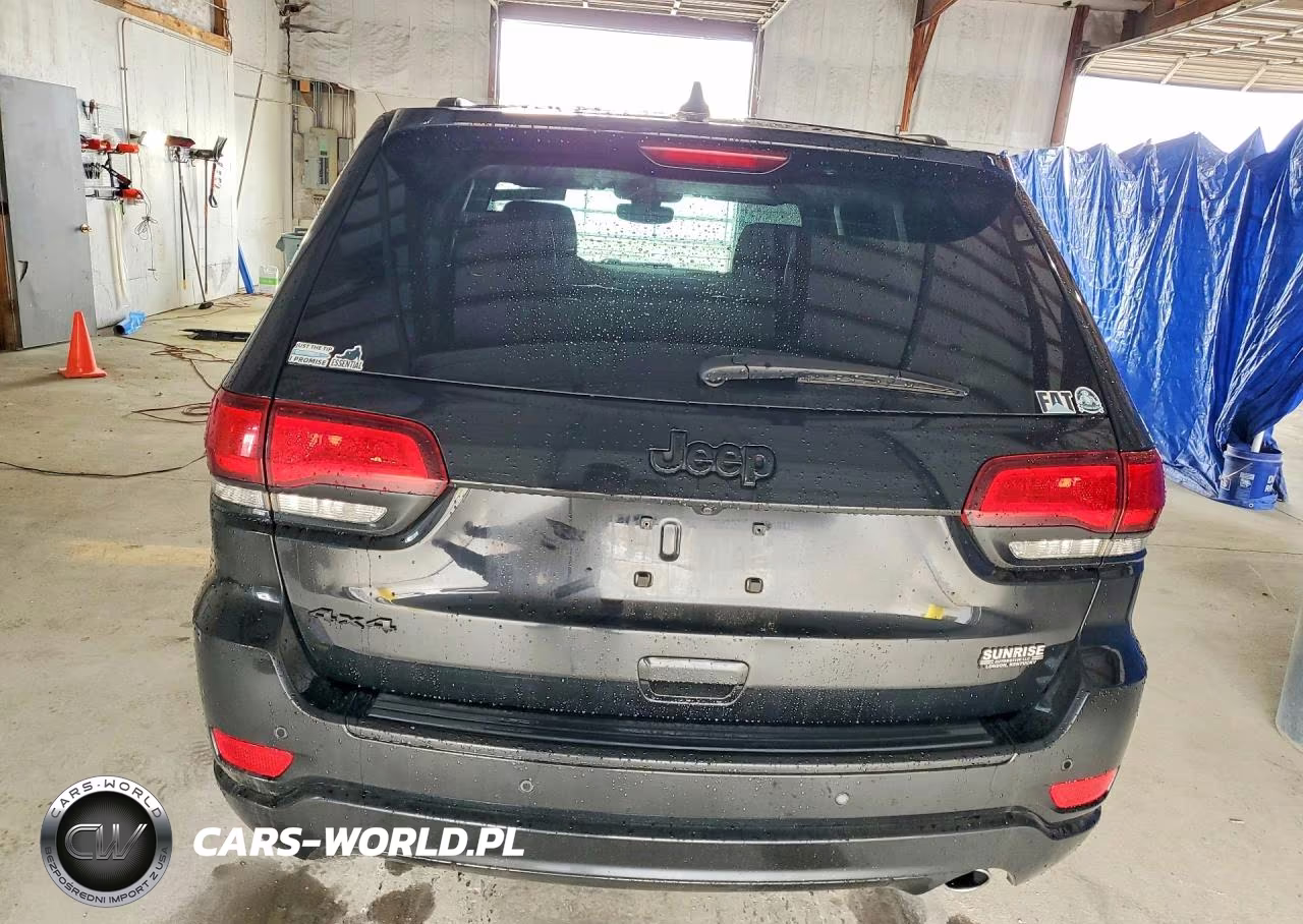 2018 Jeep Grand Cherokee Laredo VIN:1C4RJFAG8JC138310 - 6