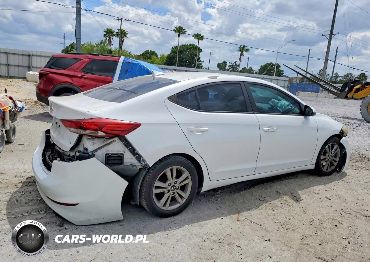 2017 Hyundai Elantra Value Edition VIN:5NPD84LF3HH151169 - 3