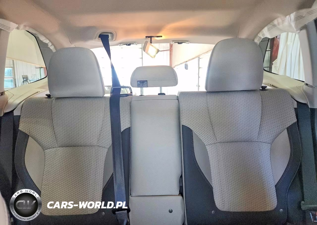 2024 Subaru Forester Premium VIN:JF2SKADC7RH489848 - 10