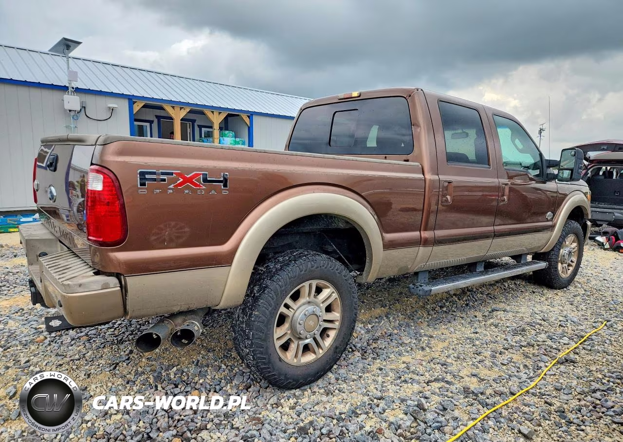 2011 Ford F350 Super Duty VIN:1FT8W3BT3BEC00371 - 3