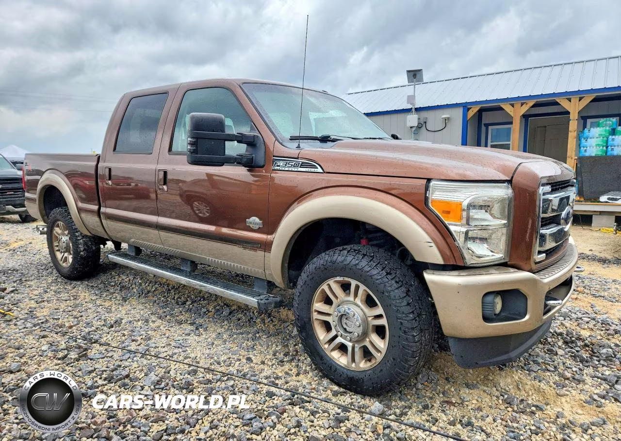 2011 Ford F350 Super Duty VIN:1FT8W3BT3BEC00371 - 4