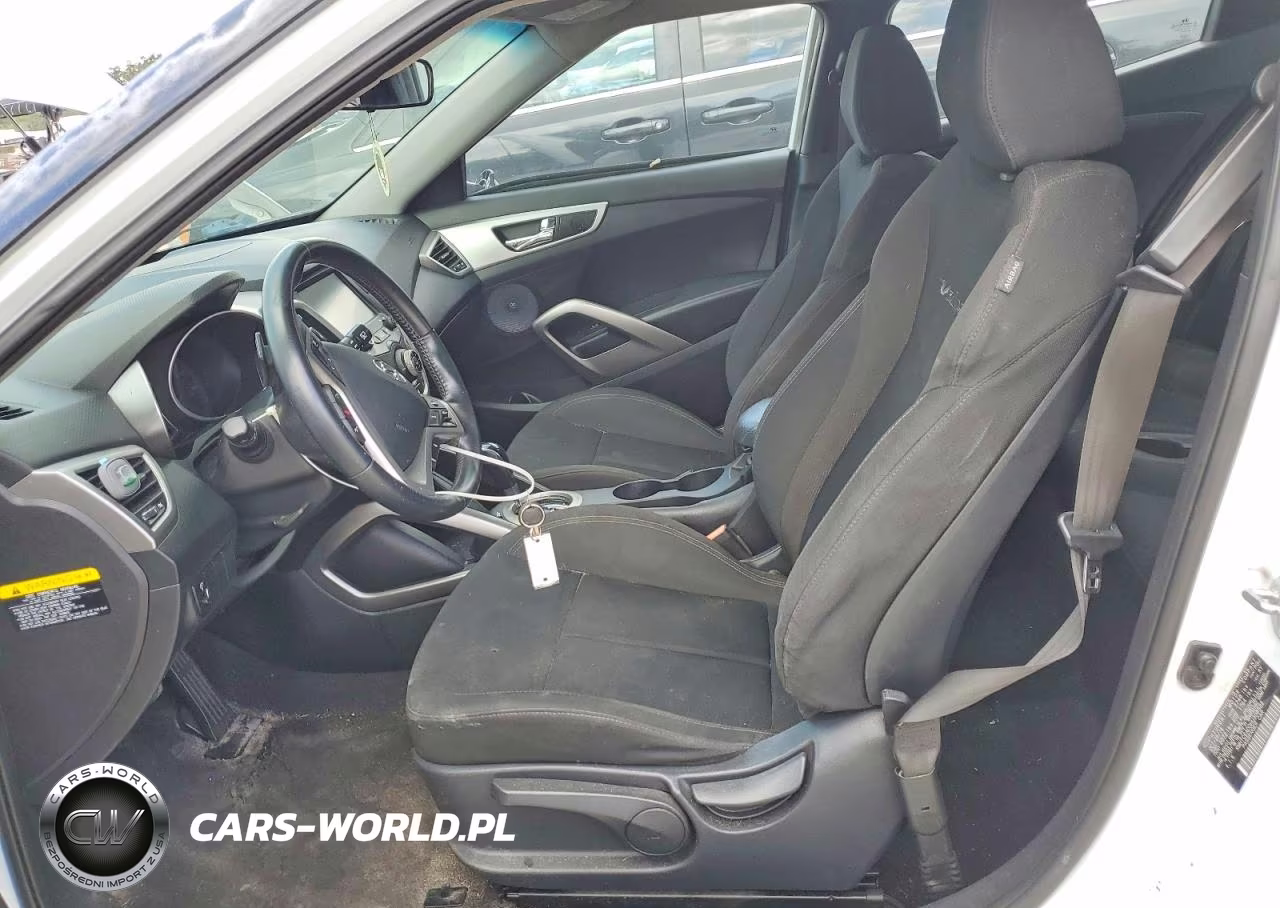 2017 Hyundai Veloster Base VIN:KMHTC6AD0HU308522 - 7