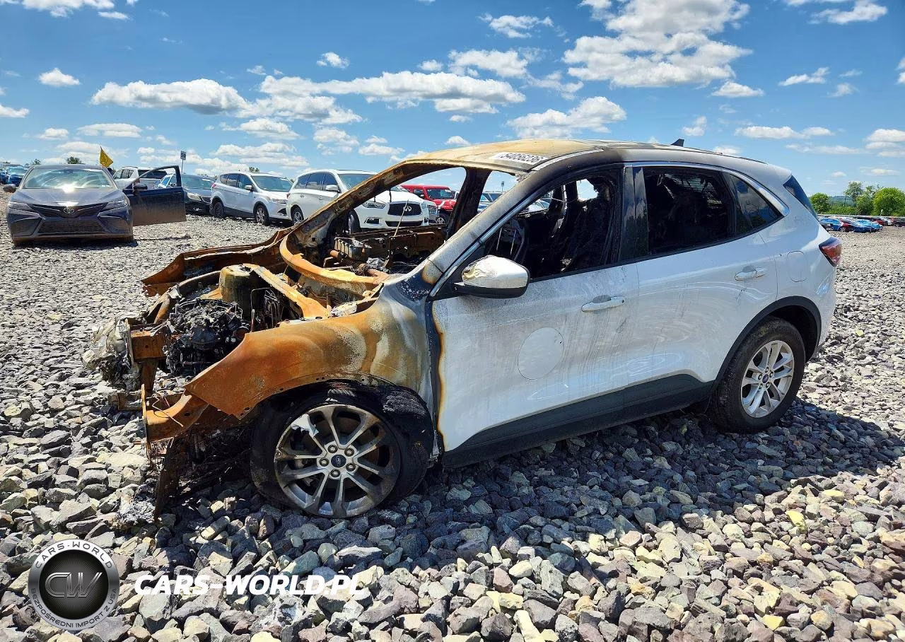 2021 Ford Escape Se