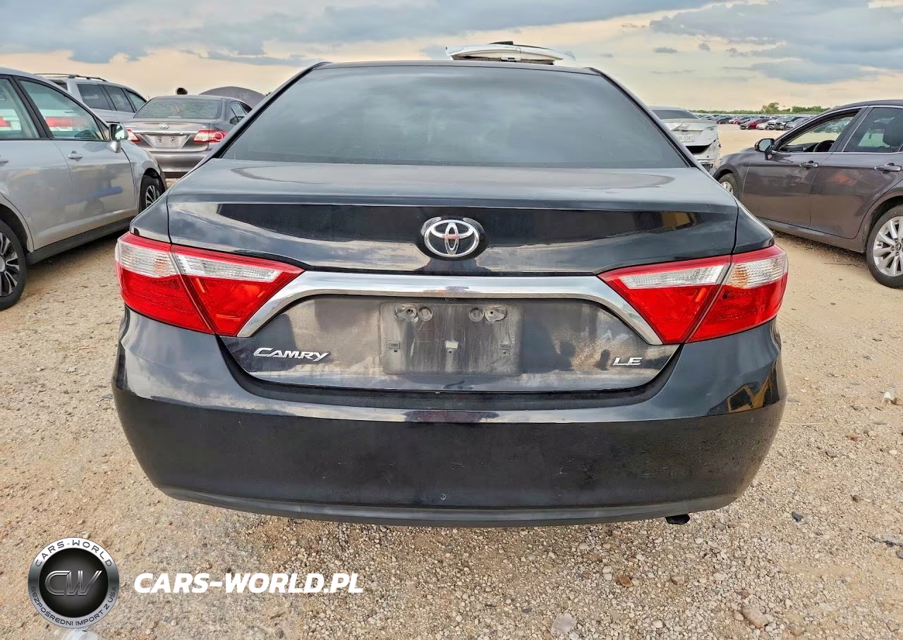 2015 Toyota Camry Le VIN:4T4BF1FK6FR506375 - 6