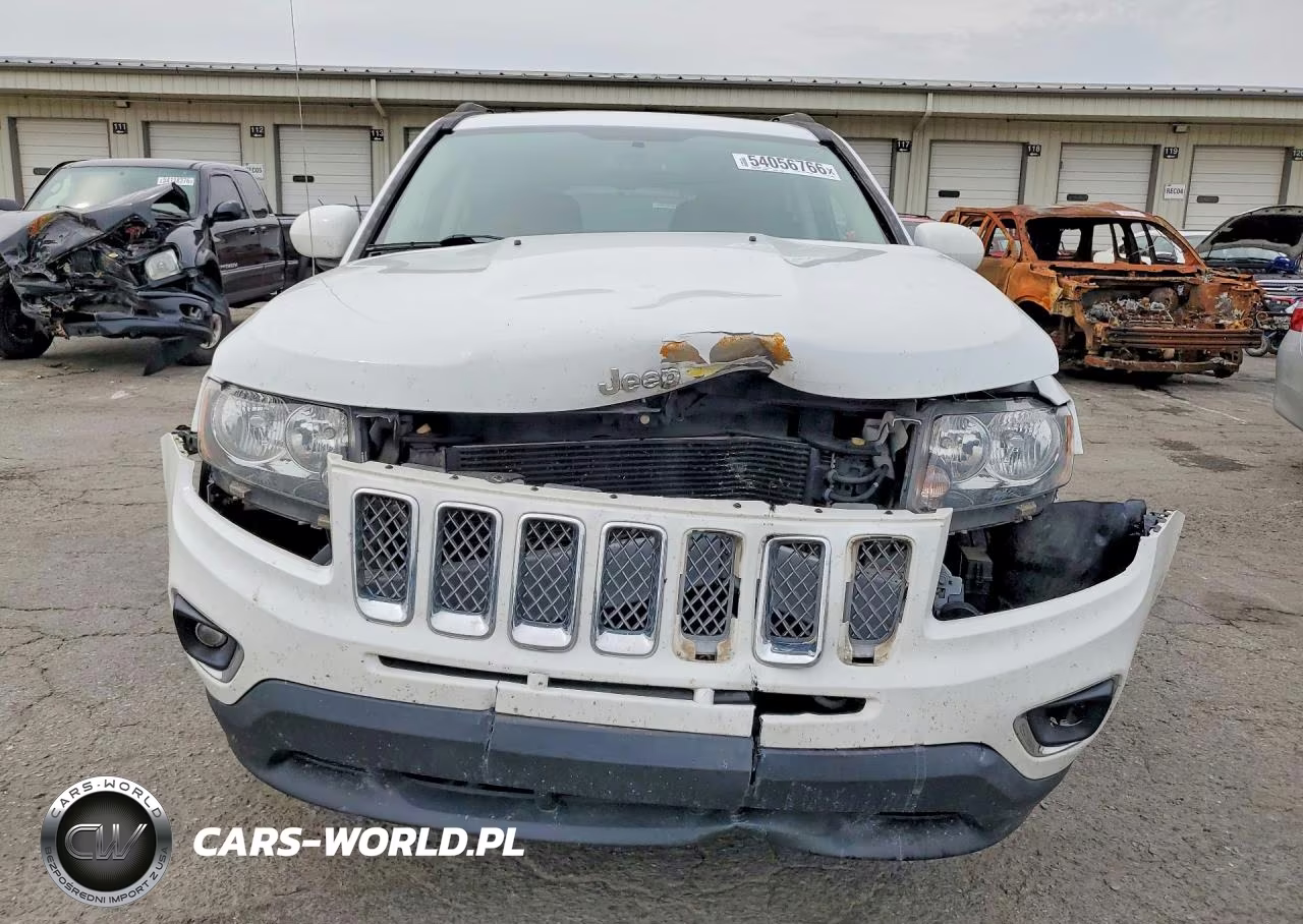 2017 Jeep Compass Latitude VIN:1C4NJCEA3HD118098 - 5