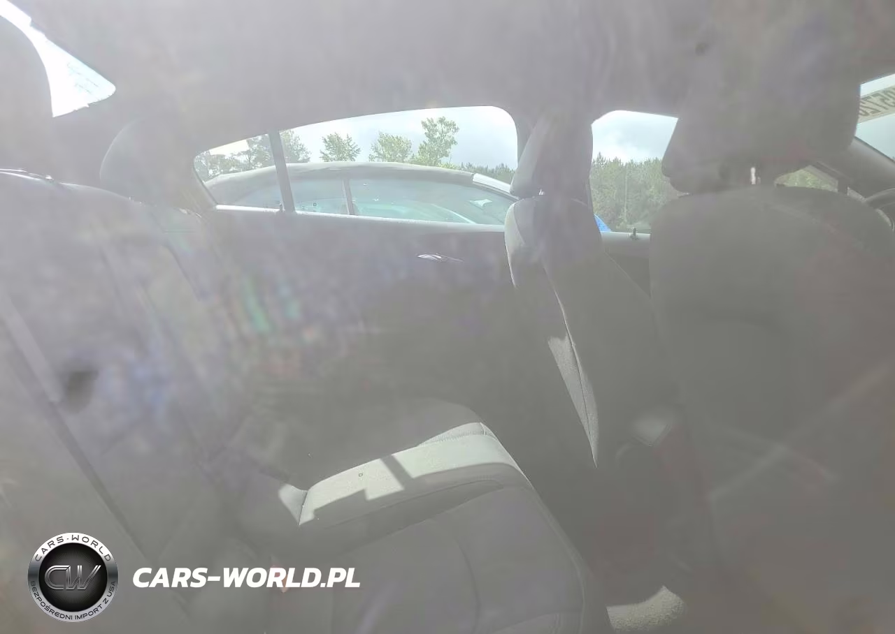 2018 Chevrolet Cruze Lt VIN:1G1BE5SM0J7142552 - 10