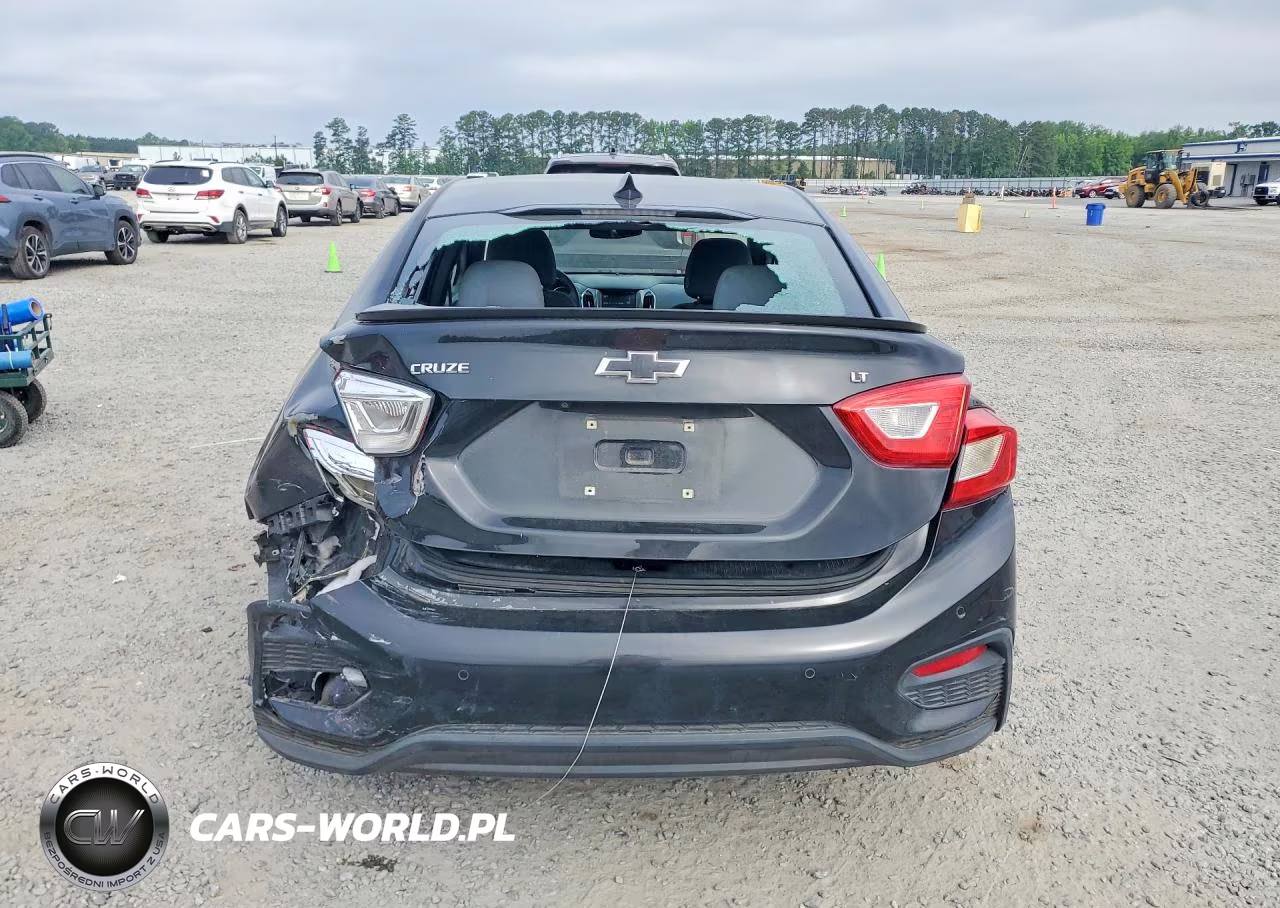 2018 Chevrolet Cruze Lt VIN:1G1BE5SM0J7142552 - 6