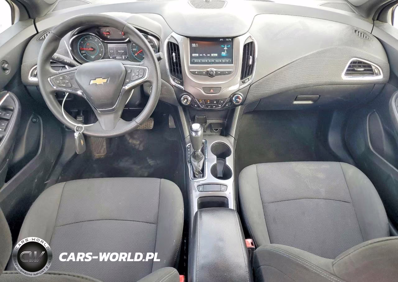 2018 Chevrolet Cruze Lt VIN:1G1BE5SM0J7142552 - 8