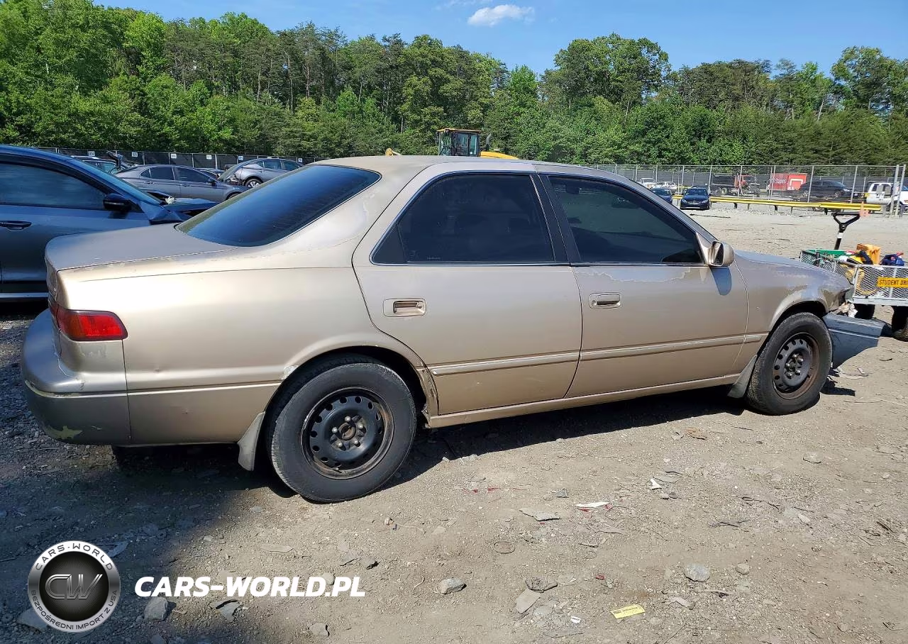 1998 Toyota Camry Le VIN:JT2BG22K8W0216890 - 3