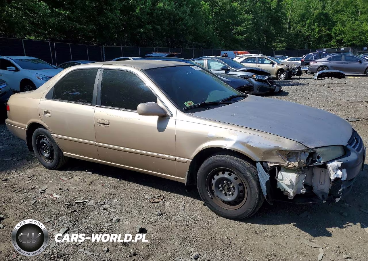 1998 Toyota Camry Le VIN:JT2BG22K8W0216890 - 4