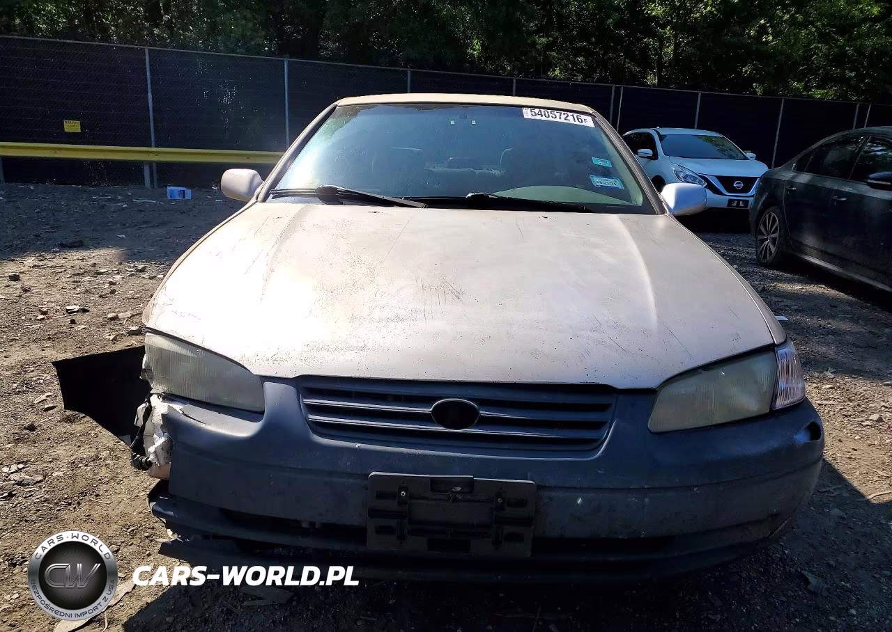 1998 Toyota Camry Le VIN:JT2BG22K8W0216890 - 5