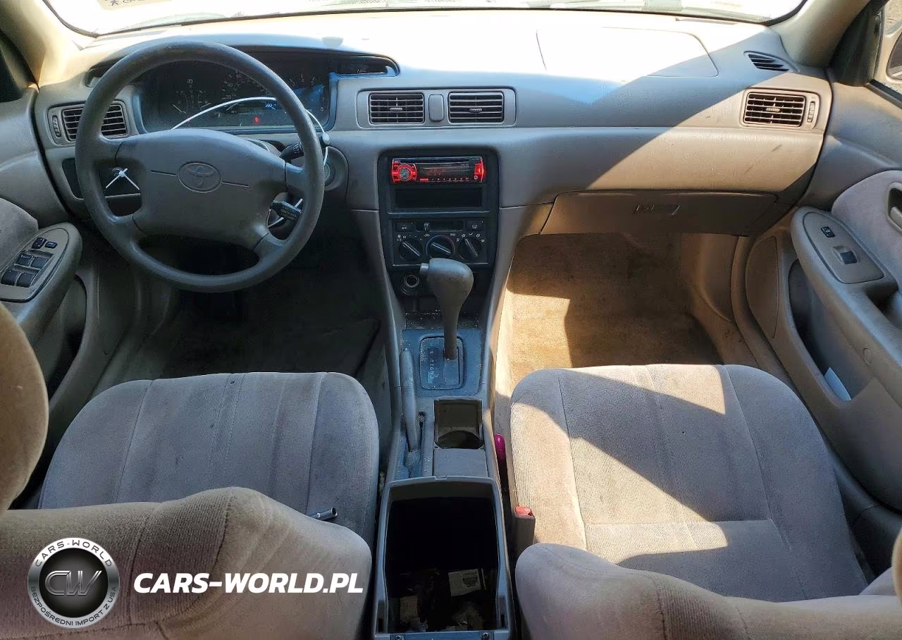 1998 Toyota Camry Le VIN:JT2BG22K8W0216890 - 8
