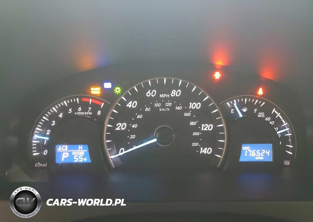2015 Toyota Camry VIN:4T1BF1FK8FU947953 - 9