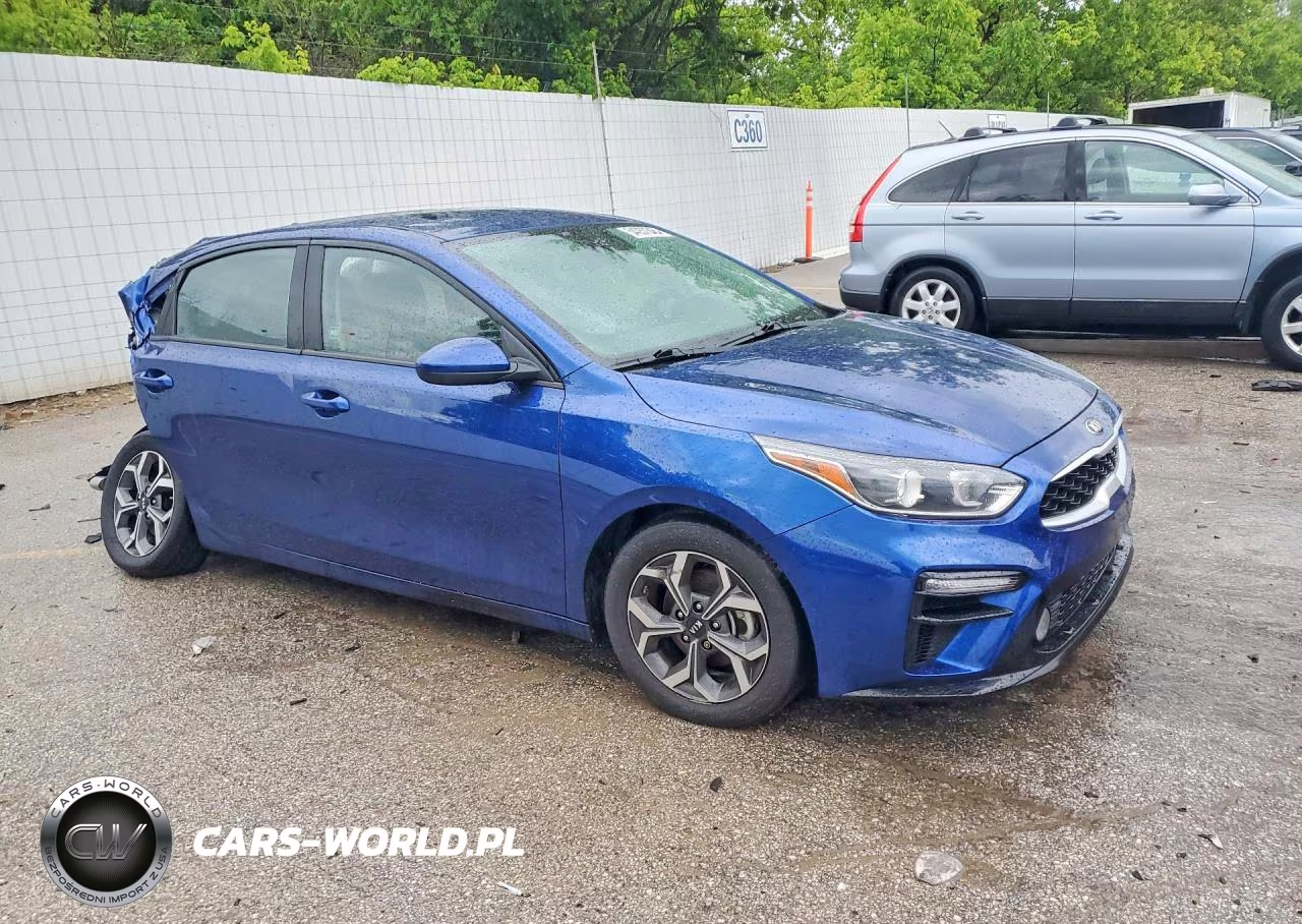 2019 Kia Forte Lxs VIN:3KPF24AD4KE135330 - 4