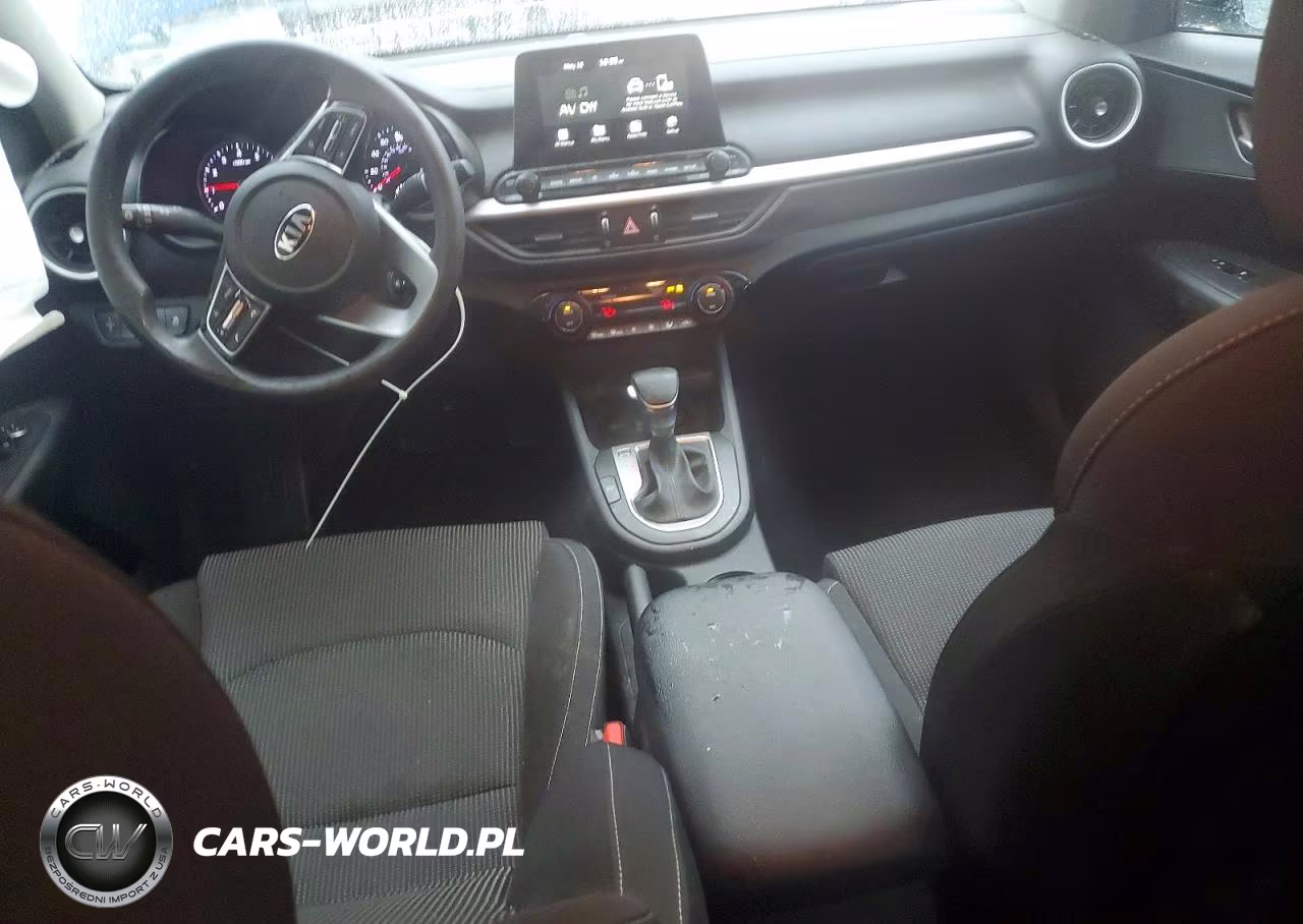 2019 Kia Forte Lxs VIN:3KPF24AD4KE135330 - 8