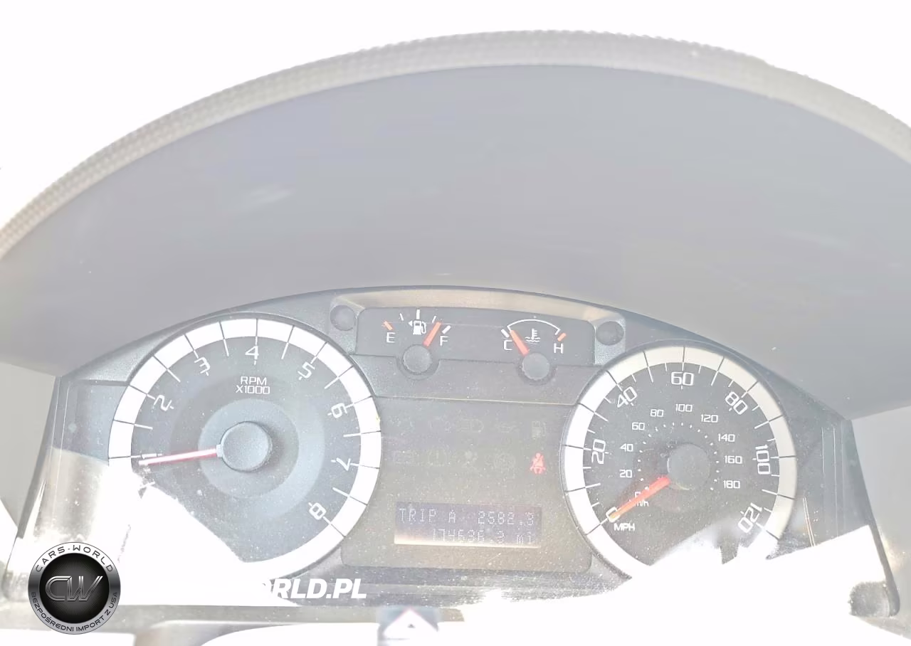 2010 Ford Escape Xlt VIN:1FMCU0DG2AKC60927 - 9