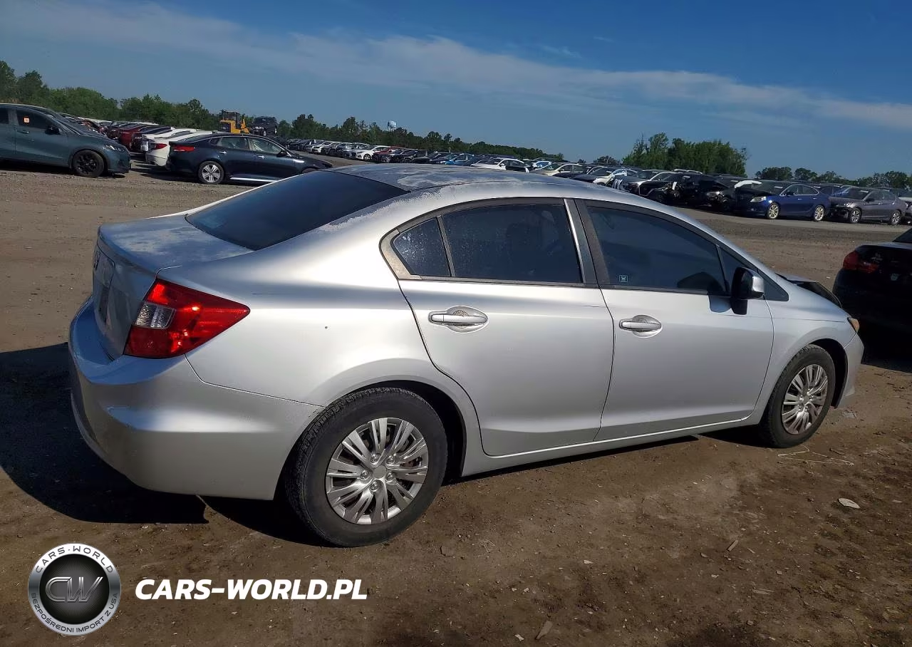 2012 Honda Civic 4D Lx VIN:2HGFB2F51CH608422 - 3