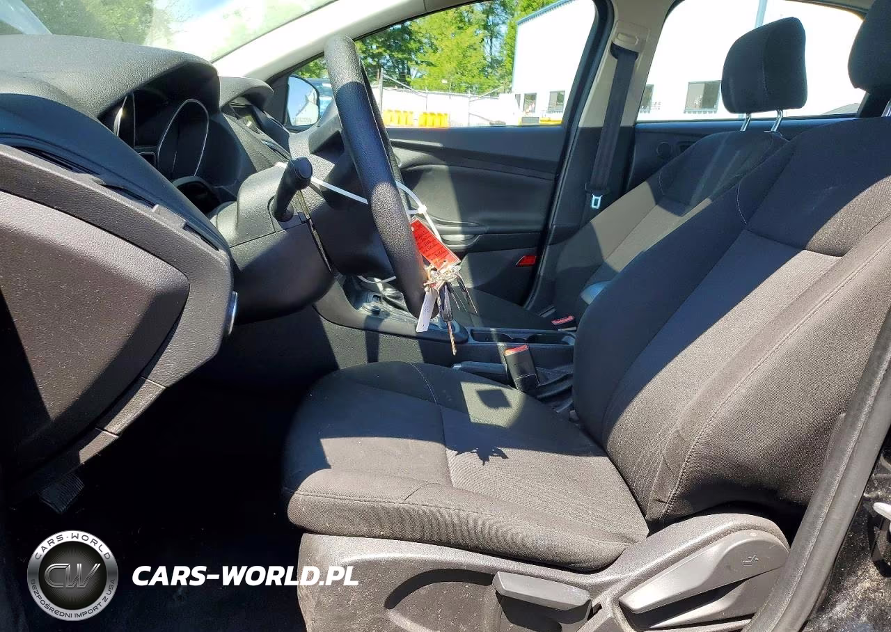 2017 Ford Focus Sel VIN:1FADP3H22HL324250 - 7