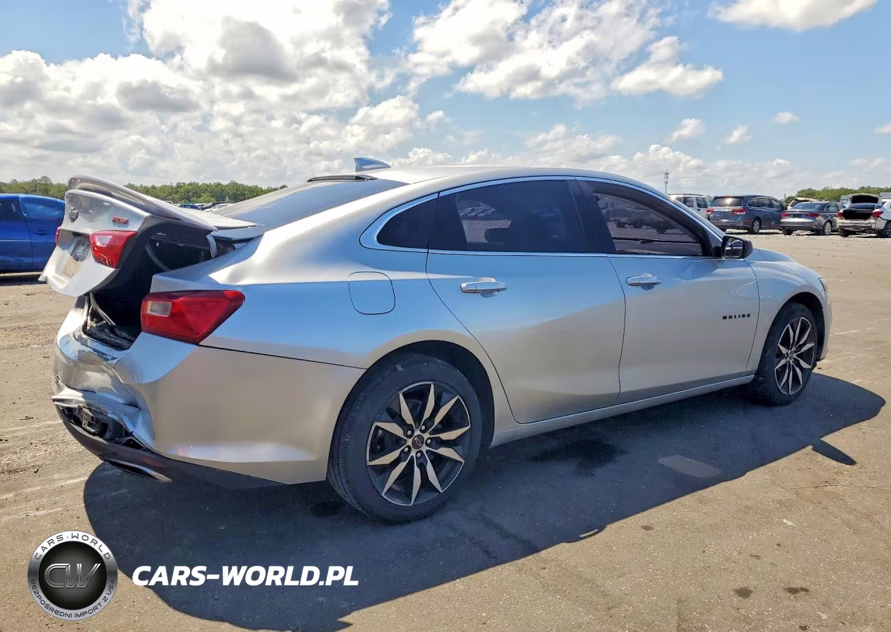 2020 Chevrolet Malibu Rs VIN:1G1ZG5ST0LF115876 - 3