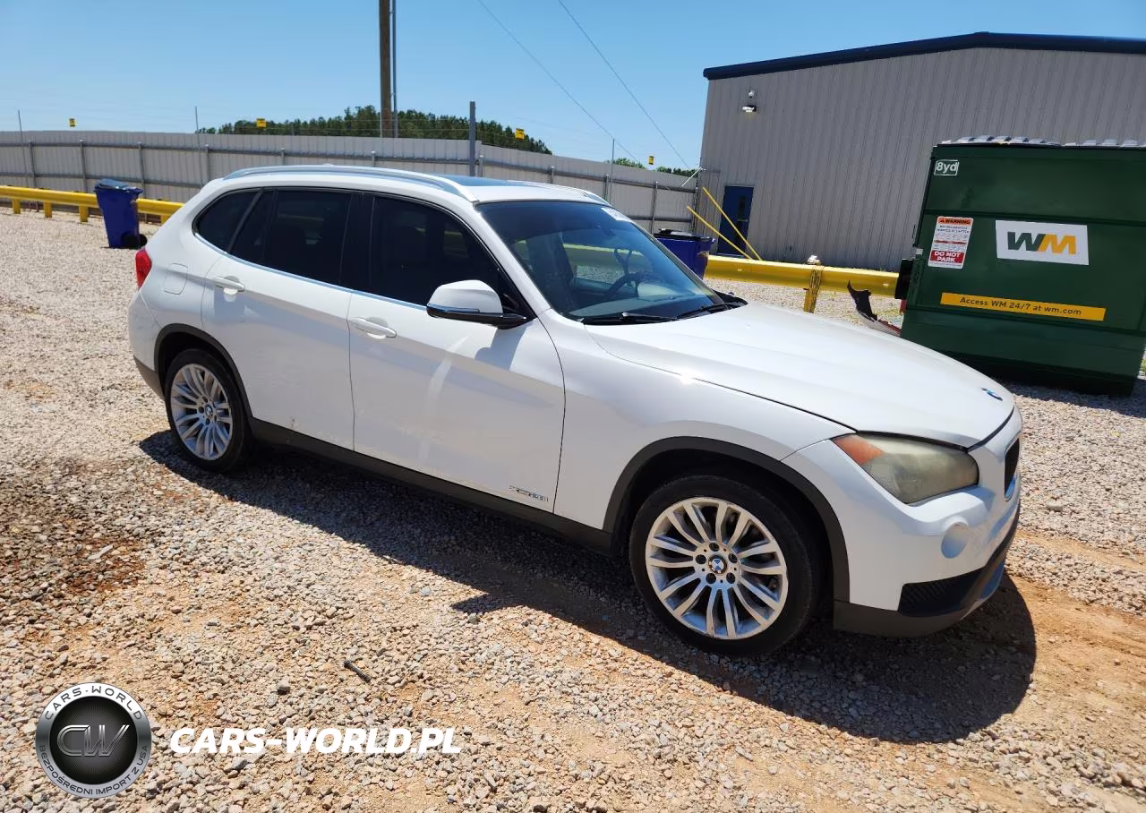 2013 BMW X1 xDrive28I VIN:WBAVL1C50DVR87764 - 4