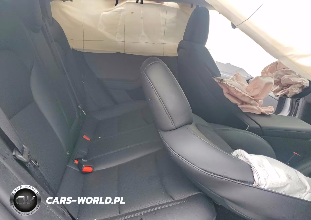 2025 Tesla Model 3 VIN:5YJ3E1EA8SF056374 - 10