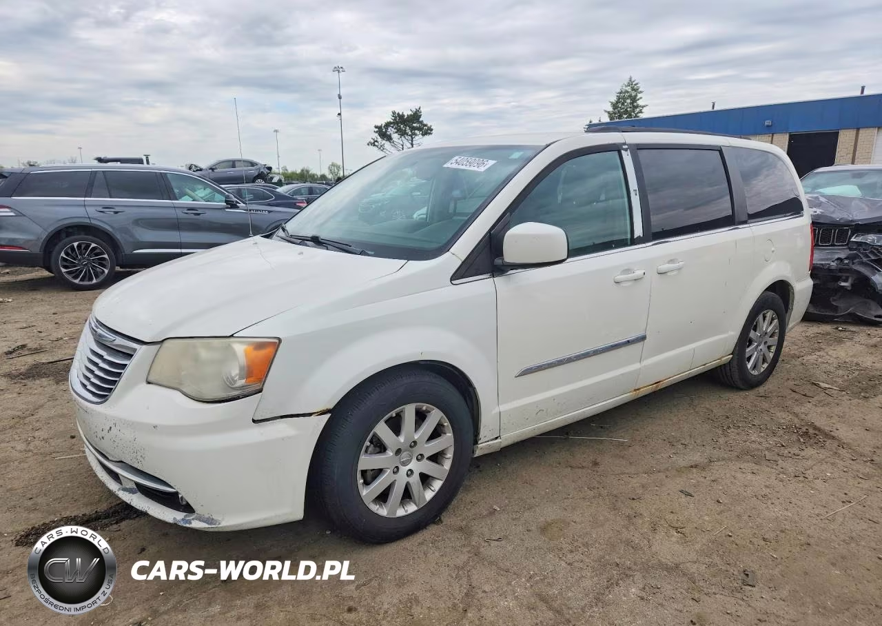 2013 Chrysler Town & Country Touring