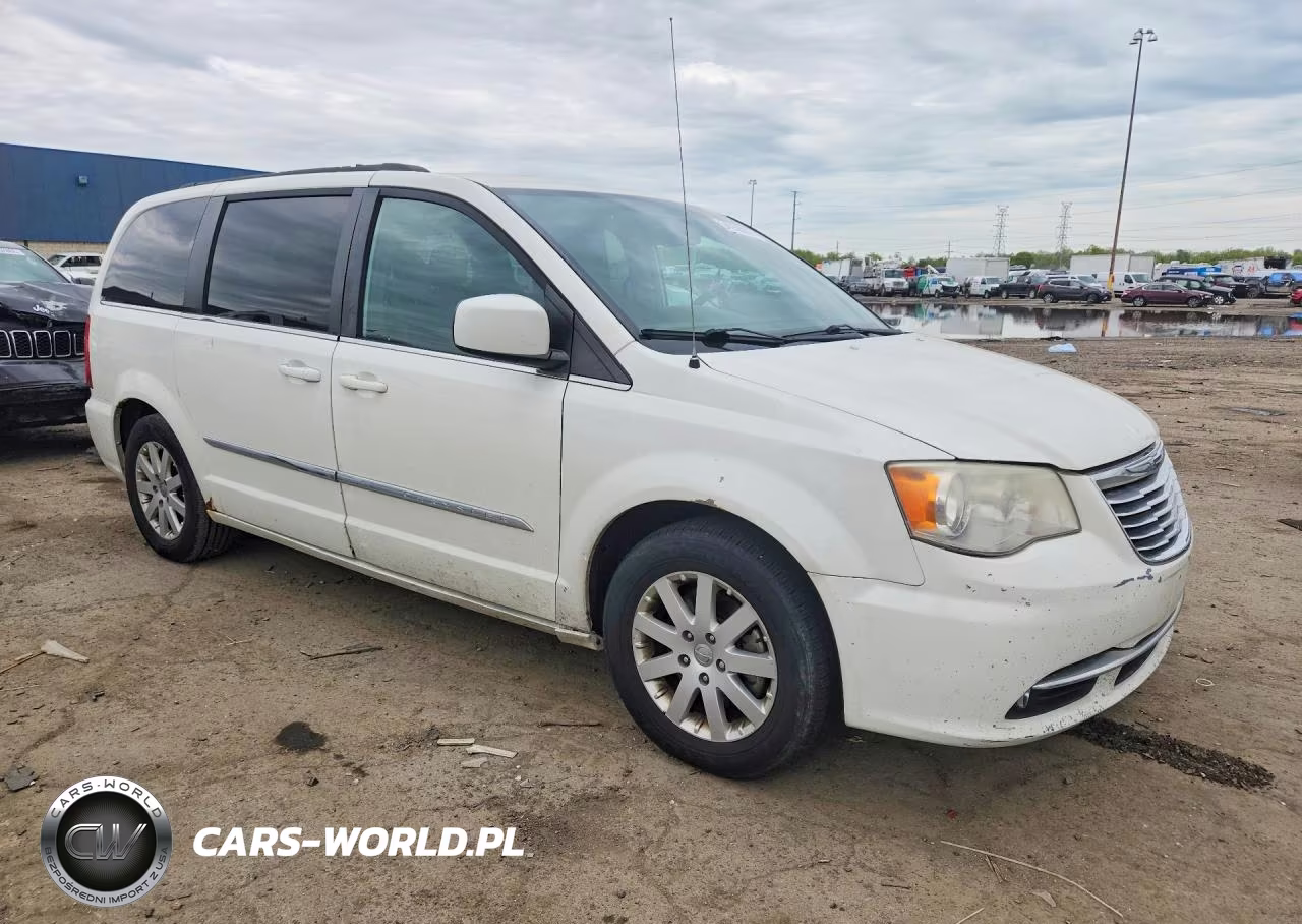 2013 Chrysler Town & Country Touring VIN:2C4RC1BG5DR588309 - 4