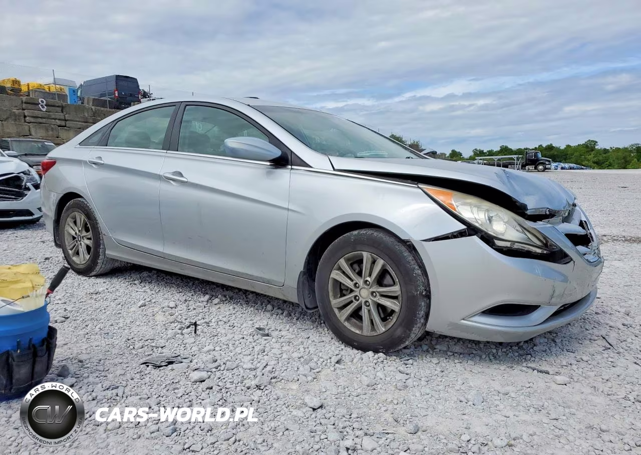 2012 Hyundai Sonata Gls VIN:5NPEB4AC4CH313317 - 4