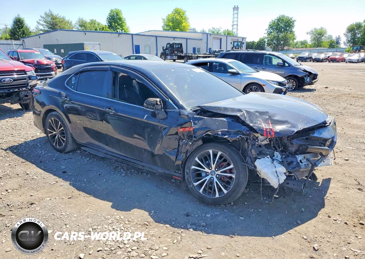 2018 Toyota Camry Se VIN:4T1B11HK5JU152251 - 4