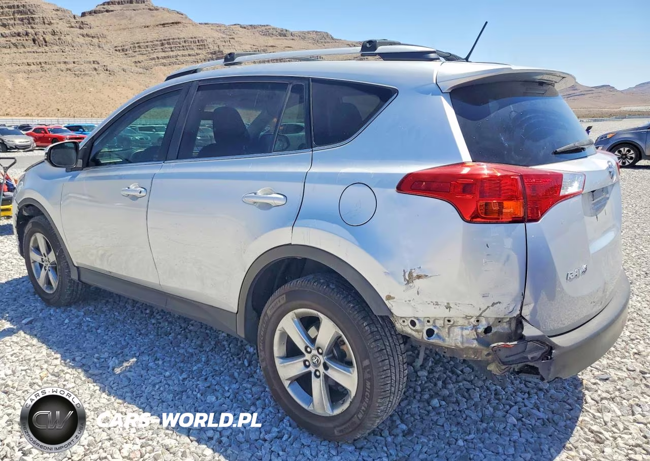 2015 Toyota Rav4 Xle VIN:2T3WFREV6FW154332 - 2