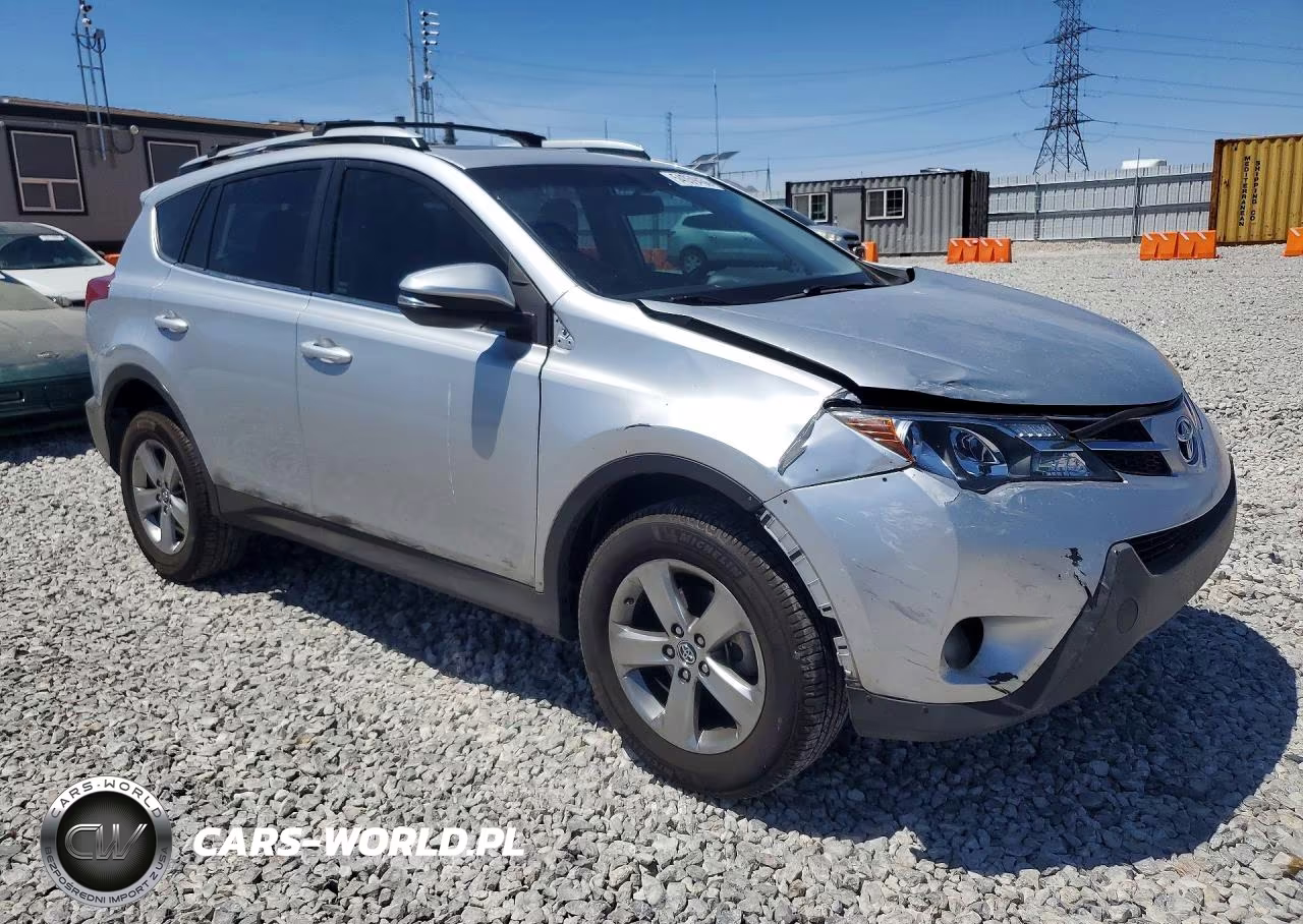 2015 Toyota Rav4 Xle VIN:2T3WFREV6FW154332 - 4
