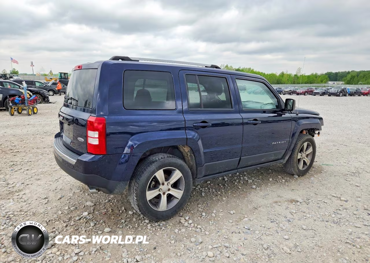 2017 Jeep Patriot Latitude VIN:1C4NJRFBXHD133711 - 3
