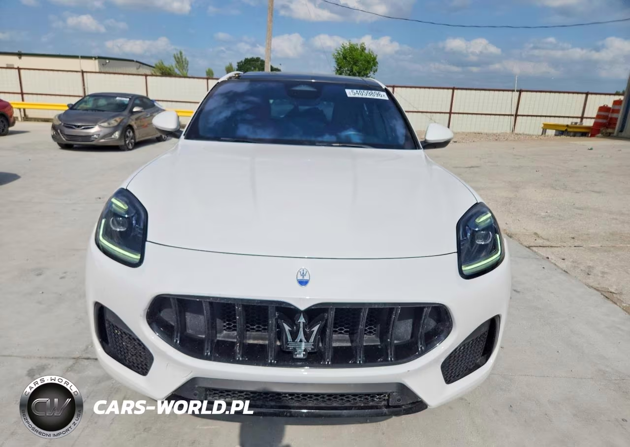 2023 Maserati Grecale Modena VIN:ZN682AVM0P7427399 - 5