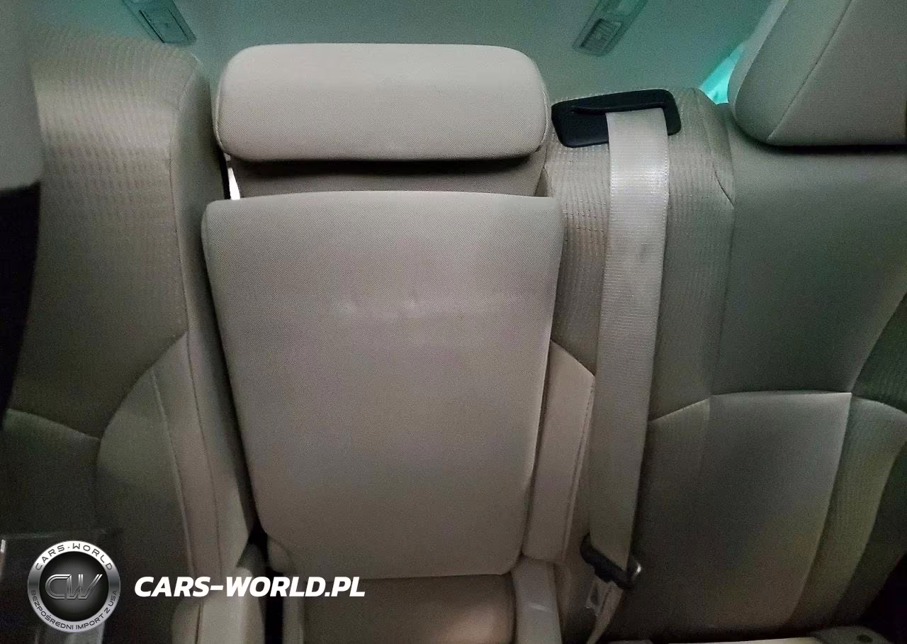 2022 Subaru Ascent Premium VIN:4S4WMACD6N3446450 - 10