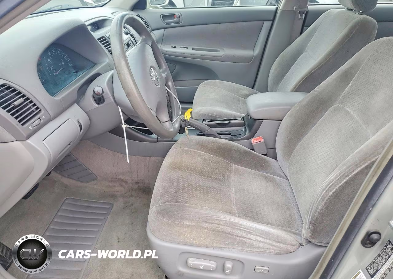 2004 Toyota Camry Le VIN:JTDBE32K640272195 - 7