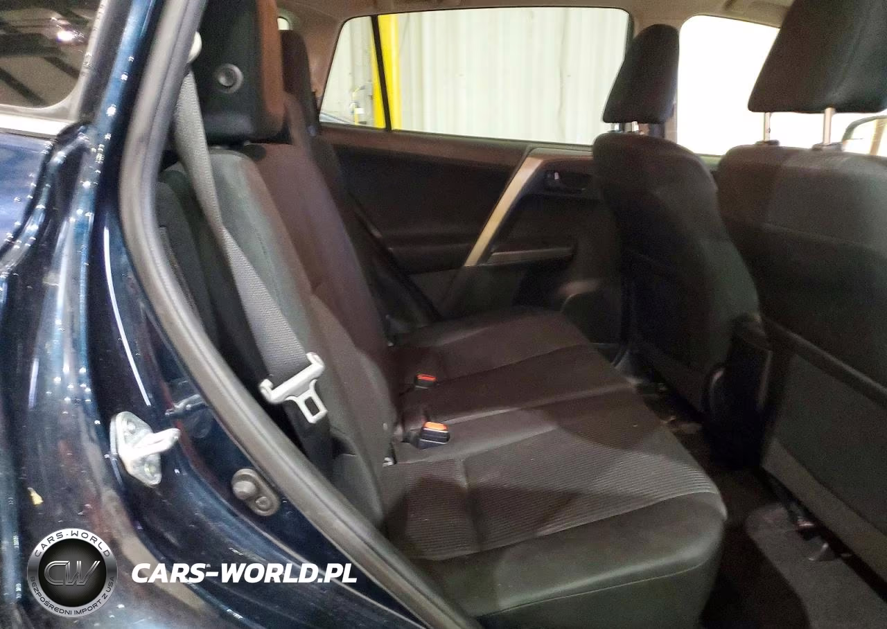 2018 Toyota Rav4 Le VIN:JTMZFREV2JJ749473 - 11