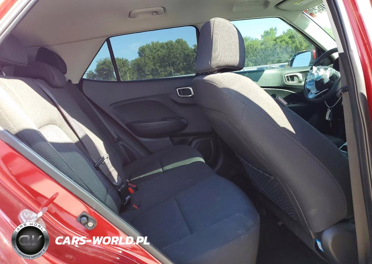 2021 Hyundai Venue Se VIN:KMHRB8A38MU125962 - 10
