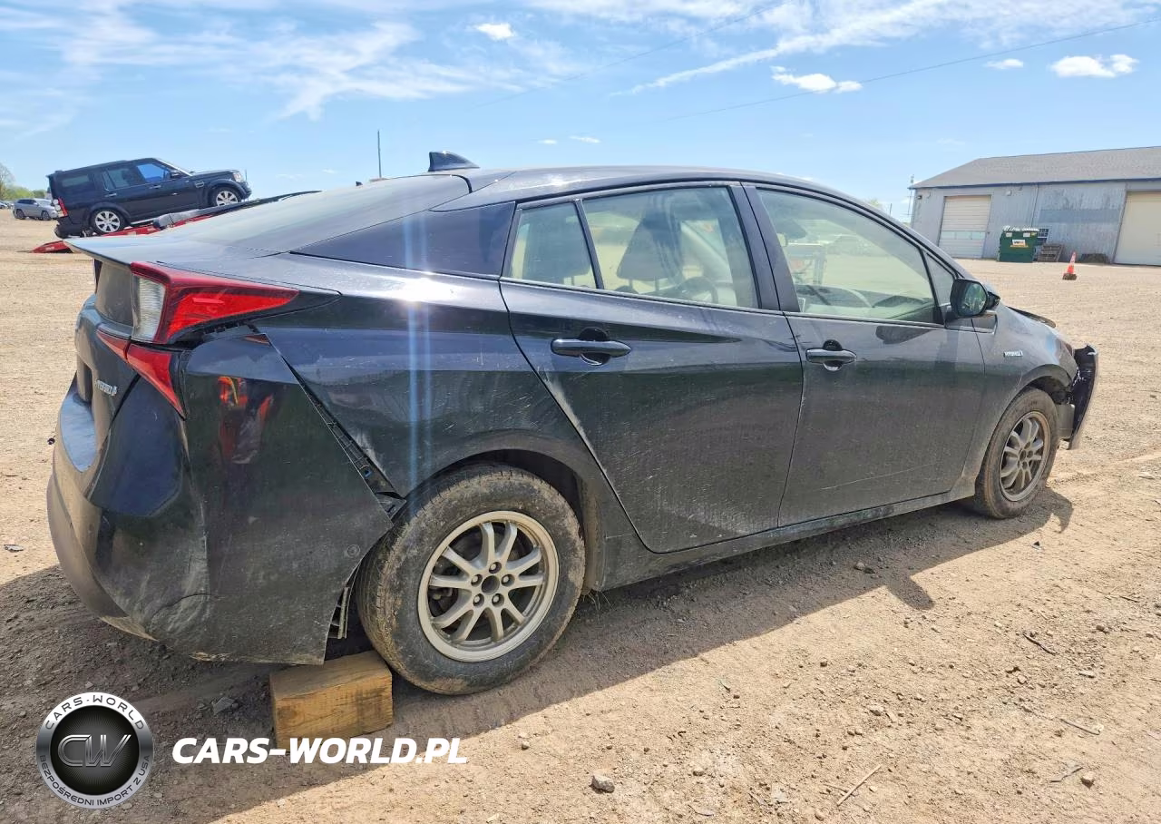2021 Toyota Prius Le VIN:JTDKAMFU7M3151395 - 3