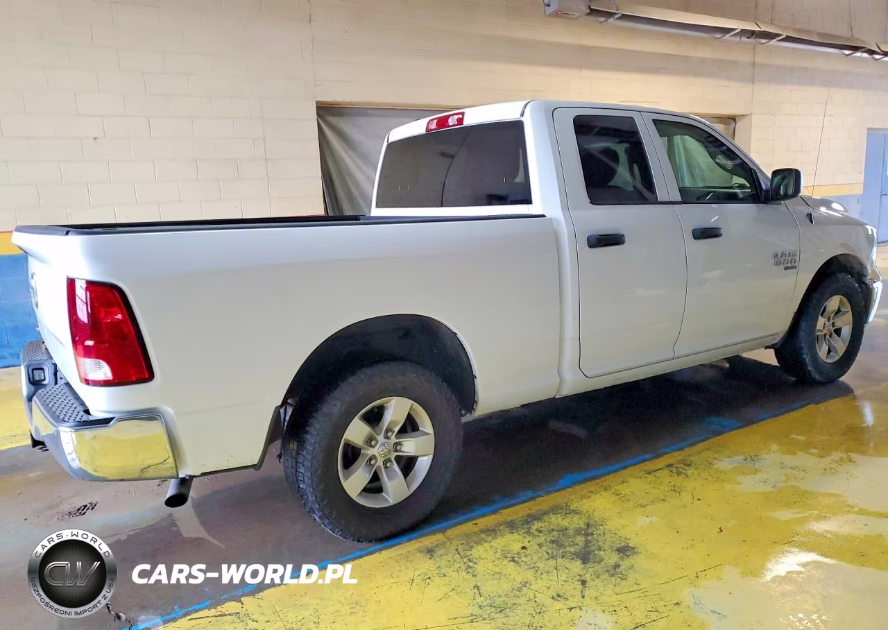 2021 Ram 1500 Classic Tradesman VIN:1C6RR6FG9MS503726 - 3