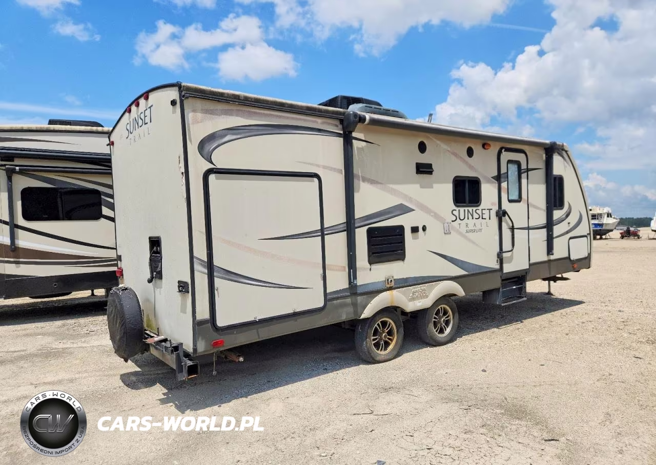 2017 Cross Roads Sunset Camper VIN:4V0TC2524HE019729 - 4