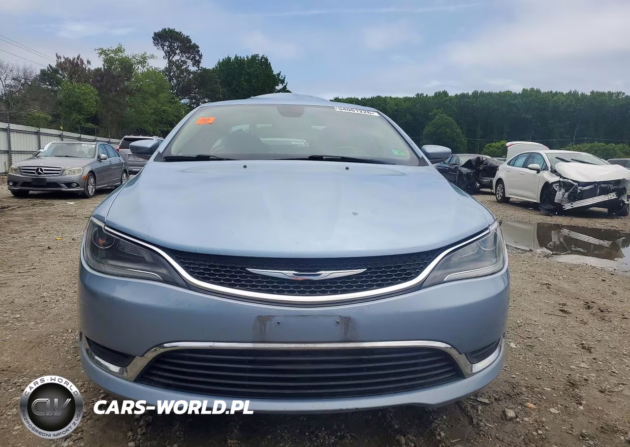 2015 Chrysler 200 Limited VIN:1C3CCCAB3FN720558 - 5