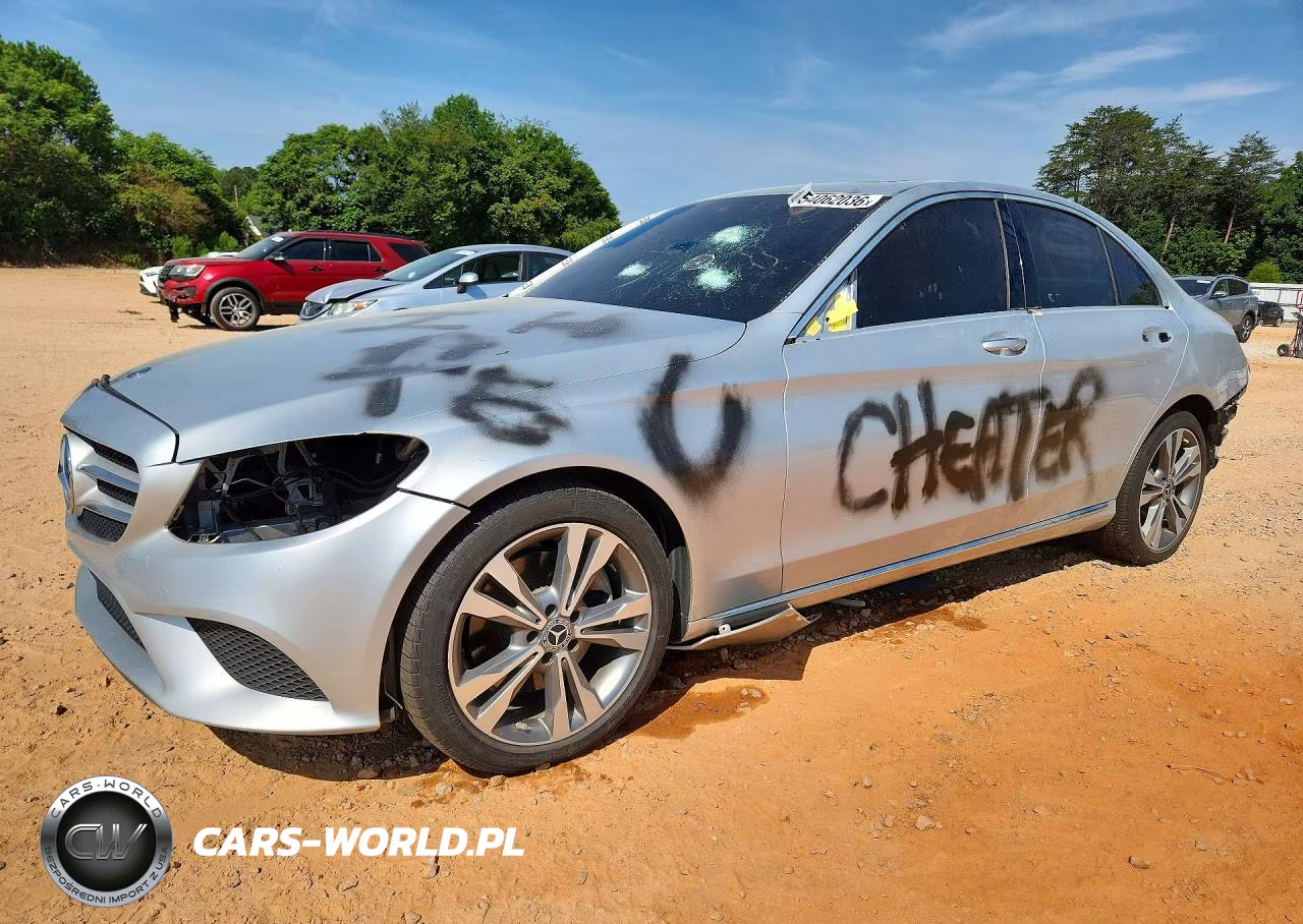 2020 Mercedes-Benz C 300